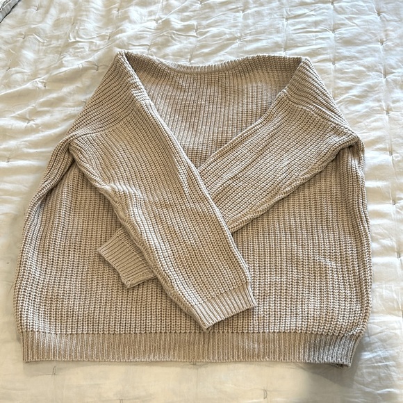 Deep Back V Sweater by lulus - Picture 2 of 4